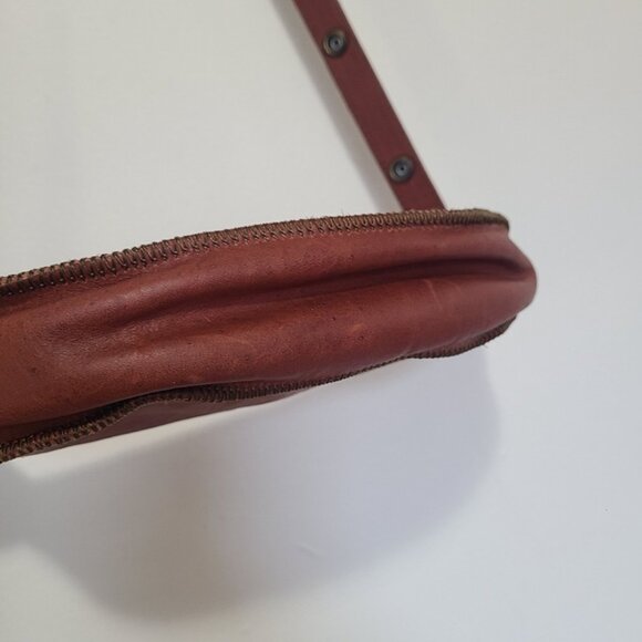 Lyons Leather Co Honey Bee Purse Bag Brown Half Circle Crossbody - Picture 7 of 10